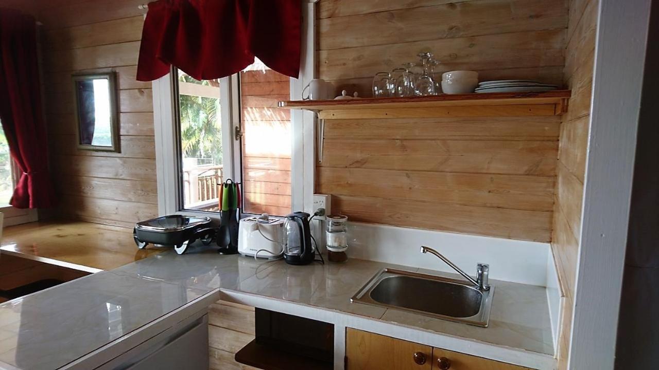 Red Hibiscus Villas Rarotonga Eksteriør bilde