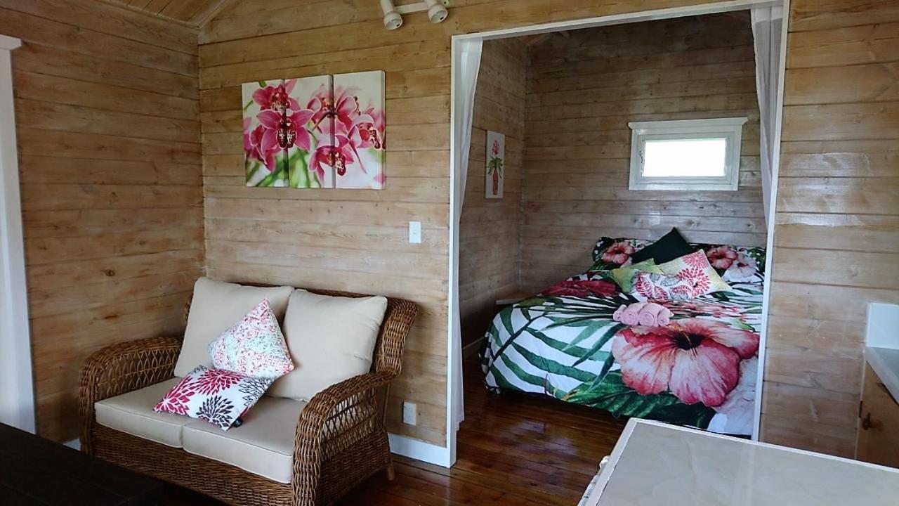 Red Hibiscus Villas Rarotonga Eksteriør bilde